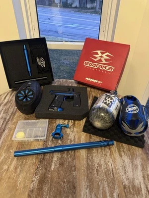 Marcador/arma de paintball Empire Mini GS Dust negro y azul oscuro oferta de paquete Foto 1 de 4