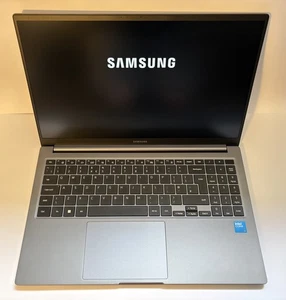 Samsung Galaxy Book4 Laptop: Intel Core 5 8GB RAM 256GB SSD Warranty VAT - Picture 1 of 12
