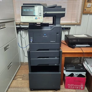 Konica Minolta BizHub 4052 Schwarzweiß Kopierer Drucker Scanner Fax. Mit Ständer - Bild 1 von 8
