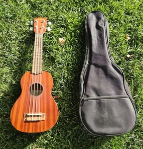 Kala KA-15S Satin Mahogany Traditional Soprano Ukulele with Gig Bag - Picture 1 of 14