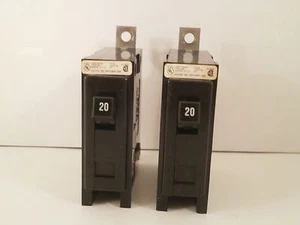 CUTLER HAMMER *SET OF 2*  1 POLE CIRCUIT BREAKERS 20AMPS/120VOLTS BA1020 - Picture 1 of 6