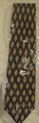 Corbata de seda de lujo geométrica azul hecha en Italia de hoy 58" x 4" Foto 1 de 4