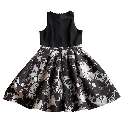 AQUA Dresses Fit and Flare Party Dress black White Size 6 Small Floral Pockets - Image 1 of 4