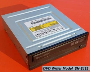 Masterizzatore Toshiba Samsung SH-S182 DVD±RW (±R DL) RAM drive - IDE nero - Zdjęcie 1 z 12
