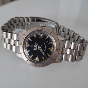 Zodiac Sea Wolf 722 916 B Style 1750B Automatic Date Serviced Warranty UNIQUE! - Picture 1 of 11