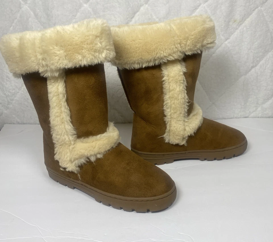 New Style & Co. 女式 8 码 Witty 棕色麂皮绒人造毛皮靴短靴中筒靴 — 第 1/4 张图片