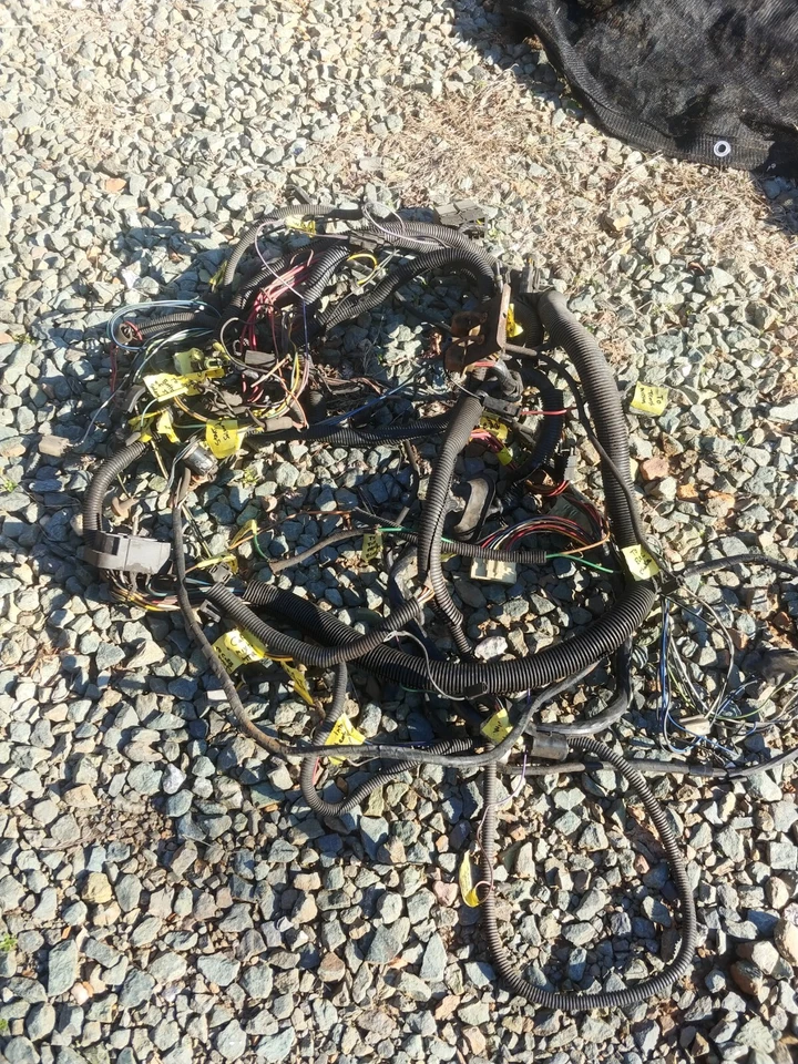 AMC Eagle Wiring Harness 1983-84 85 86 87 88, May Also Fit Jeeps, 258 6 Cyl - Image 1 of 2