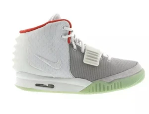 Size 12 - Nike Air Yeezy 2 Pure Platinum 508214-010 Wolf Grey SAME DAY SHIPPING - Picture 1 of 8