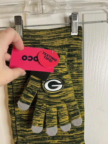 NFL Infinity Scarf & Gloves GREEN BAY PACKERS  NWT Cover