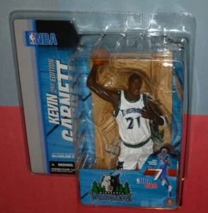 2004 KEVIN GARNETT Minnesota Timberwolves McFarlane series 7 white chase variant - Picture 1 of 3