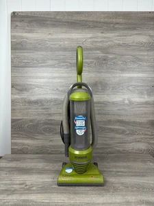 Eureka Optima Model 431 Lightweight Bagless Upright Vacuum Cleaner Green Rare! - Picture 1 of 7