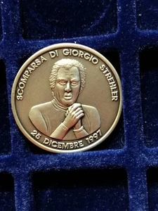 GIORGIO STREHLER MEDAGLIA ARGENTO 1997 PICCOLO TEATRO DI MILANO (MM.32) #MD545 - Imagen 1 de 2