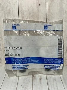 GM NOS Clips 12522256 Retainer Clip - pack of (2) 1992-94 Buick Roadmaster - Picture 1 of 2