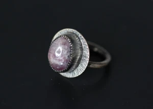 Ruby Ring Red Pink Oval Cabochon Gemstone 925 Sterling Silver Size 5.5 Rubies - Picture 1 of 9
