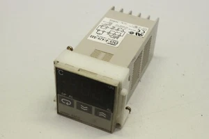OMRON E5CSR1KJX520 E5CS R1KJX 520 Temperaturüberwachungsgerät E5CS-R1KJX-520 - Picture 1 of 2
