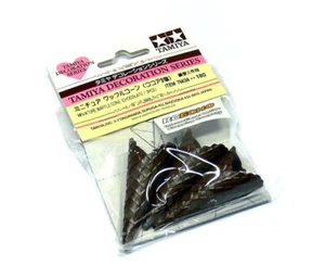 Cono Waffle Miniatura Serie Decoración TAMIYA (Chocolate / 3 piezas) 76634 - Imagen 1 de 1