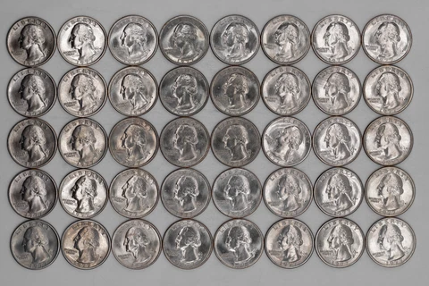 1977 D WASHINGTON QUARTER 25C UNSEARCHED GEM BU BRILLIANT UNC - 1 ROLLS 40 COINS Cover