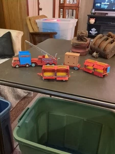 Corgi Chipperfields Circus Vehicles Crane Animal Cage Truck - Picture 1 of 15