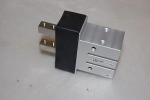 SMC MHK2-25D1 GREIFER Neu MHK2 25D1 Originalverpackt - Bild 1 von 4