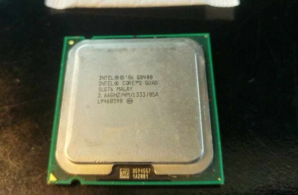 CPU 775 Q8400 CORE2 QUAD 2.66 GHZ SLGT6 X4 SOCKET T PROCESSORE INTEL - Immagine 1 di 1