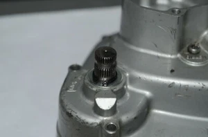KAWASAKI MT1/KV75 KICK STARTER SHAFT  13066-018 - Picture 1 of 3