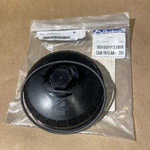 Cubierta de tapa de bote de filtro de combustible Dodge Ram Cummins 6,7 L NUEVO OEM MOPAR - Imagen 1 de 5