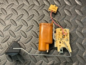 Sensor de envío flotante tanque combustible gasolina Toyota Camry Solara Lexus ES300 97-03 - Imagen 1 de 7