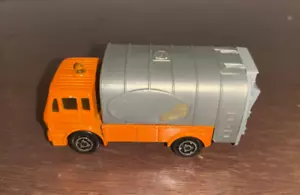 Majorette No.218 Mercedes-Benz NG 73 Garbage Truck Orange 1:100 Ville de Paris - Picture 1 of 12