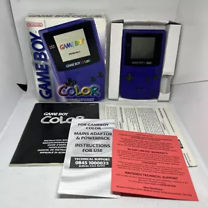 Nintendo GameBoy Color Sistema palmare viola uva in scatola con documenti CIB - Foto 1 di 10
