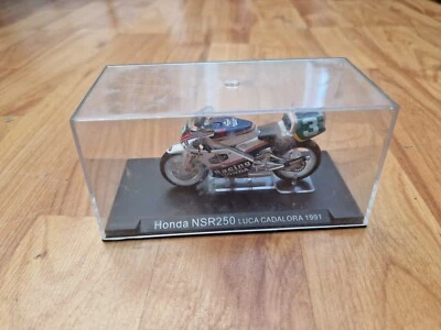 1/24 DEAGOSTINI IXO - 1991 HONDA NSR250 LUCA CADALORA DIECAST MOTORCYCLE BIKE - Image 1 of 2