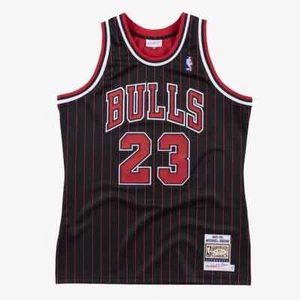 Mitchell & Ness :Men's Michael Jordan Black Chicago Bulls 1995/96 Authentic Jers - Imagen 1 de 5