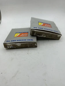 🚀GENUINE Federated F8871 Oil and Grease Seal ( PACK OF 2) FREE SHIPPING!🚀 - Picture 1 of 3