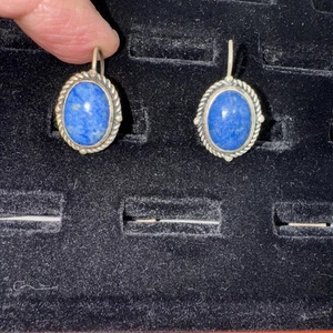 Vintage Lapis stone Oval shape Sterling 925 hooks dangle earrings Southwestern - Picture 1 of 3