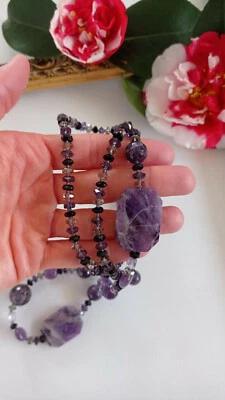 Collana in pietra naturale viola da donna - Immagine 1 di 4