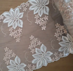 3 Yards 7,5" breit fleischfarben Stretch Tüll Spitze/bestickt Elfenbein Blume eh0205 - Bild 1 von 2