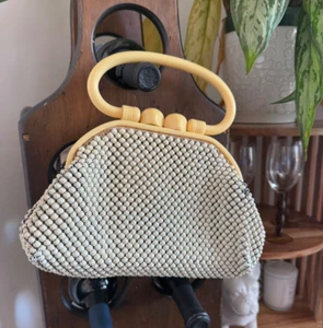Vintage 1940’s medium sized Whiting and Davis Co Alumesh purse - Picture 1 of 8