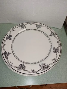 2 WAVERLY GARDEN ROOM WVE1 DINNER PLATES 10 7/8" BLACK FLOWERS ON VINE SCALLOP - Picture 1 of 2