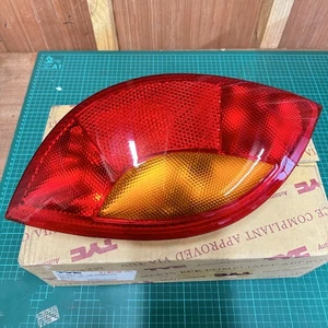 TYC Rear Tail Brake Lamp Light RH Right Driver FD0064153 Fits Ford KA 1997-2003 - Picture 1 of 5