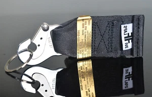 DASH 8 de LGW / Air Berlin Llavero cinturón de seguridad original SE - Imagen 1 de 1