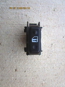 03 - 08 TOYOTA COROLLA BASE FRONT DOOR LOCK SWITCH OEM - Picture 1 of 4