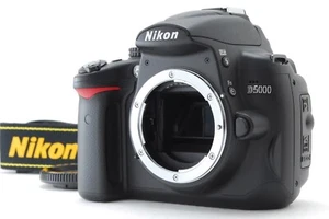 [Mint] Nikon D5000 Black Body 12.5 MP DSLR Camera 1394 Clicks from JAPAN #374 - Picture 1 of 11