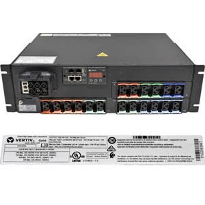 Vertiv Geist VP5UV300 DUS3E2R6-18CF17-x 18 x C13 16A per Circuit PDU - Afbeelding 1 van 8