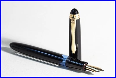 1960s GEHA 790 Kolben Füller in Schwarz & Gold mit Oblique FEINER Gold Feder - Bild 1 von 4