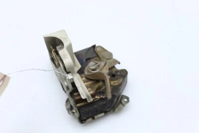 86-95 MERCEDES-BENZ W124 ЗАДНИЙ ЛЕВЫЙ ВОДИТЕЛЬ ДВЕРИ ЗАМОК ЗАЩЕЛКА Q1348 - Изображение 1 из 4