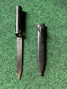 Vintage FAL "C" Type Bayonet w/ scabbard - Picture 1 of 6