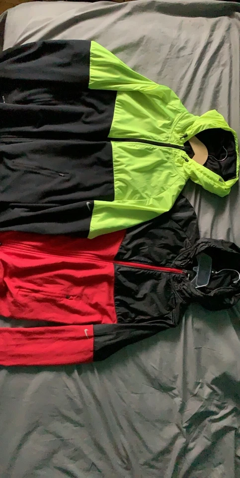 Chaqueta Hombre NIKE 2 Tonos Cremallera Completa Con Capucha Verde Talla LG Nueva, Roja Talla Med Usada Foto 1 de 1