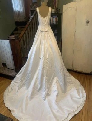 Mori Lee Wedding Dress Size 12 Clean No Flaws Beautiful Bride Dress - Image 1 of 4