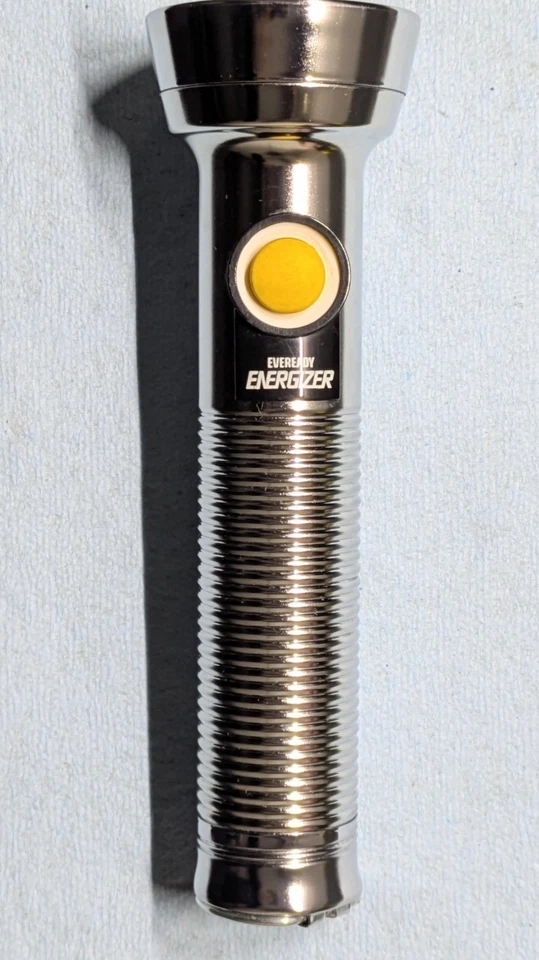 Linterna Eveready Energizer Vintage Union Carbide Metal Cromo 6.5" Celda C Foto 1 de 4