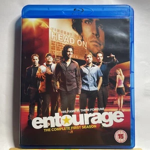Entourage: The Complete First Season (Blu-ray Disc, 2-Disc Set) British Import - Picture 1 of 4