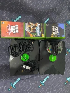 2 Tested And Working Xbox First Generations With Accessories And Games - Picture 1 of 12